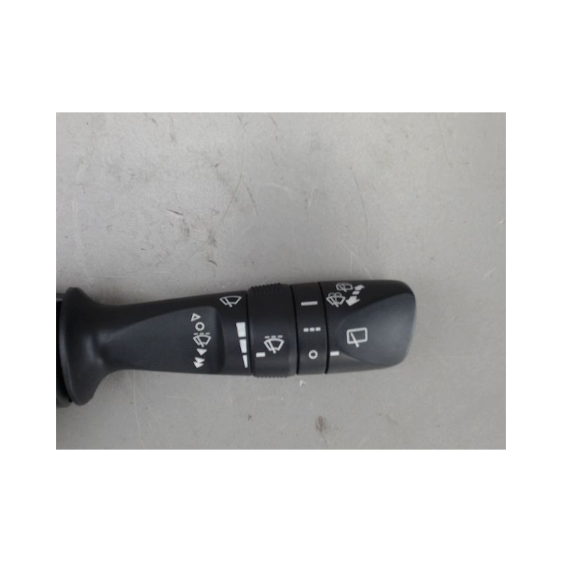 COMMANDE ESSUIE GLACE TOYOTA AURIS