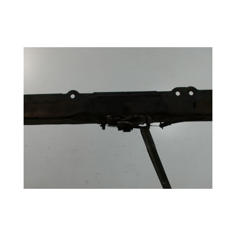 TRAVERSE SUPERIEURE ARMATURE AVANT CITROEN C4