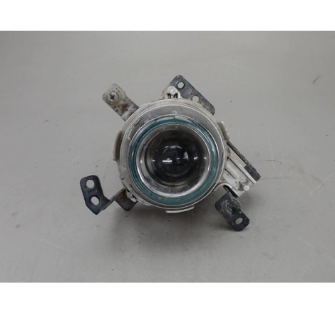 PHARE ANTIBROUILLARD AVD