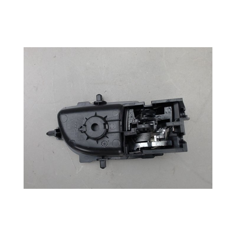 POIGNEE INTERIEURE PORTE AVANT GAUCHE TOYOTA YARIS
