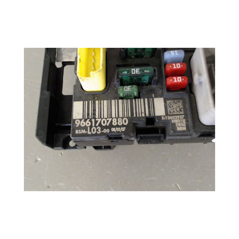 BOITE A FUSIBLES CITROEN C3