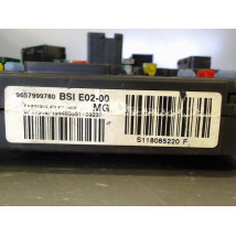 BOITIER GESTION HABITACLE PEUGEOT 206