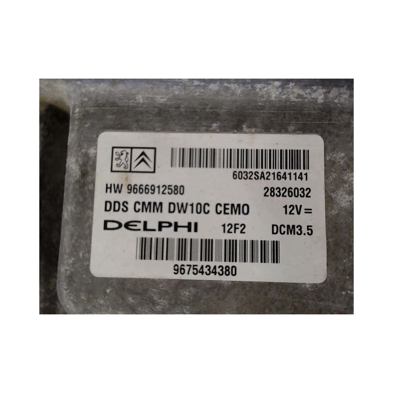 CALCULATEUR MOTEUR PEUGEOT EXPERT