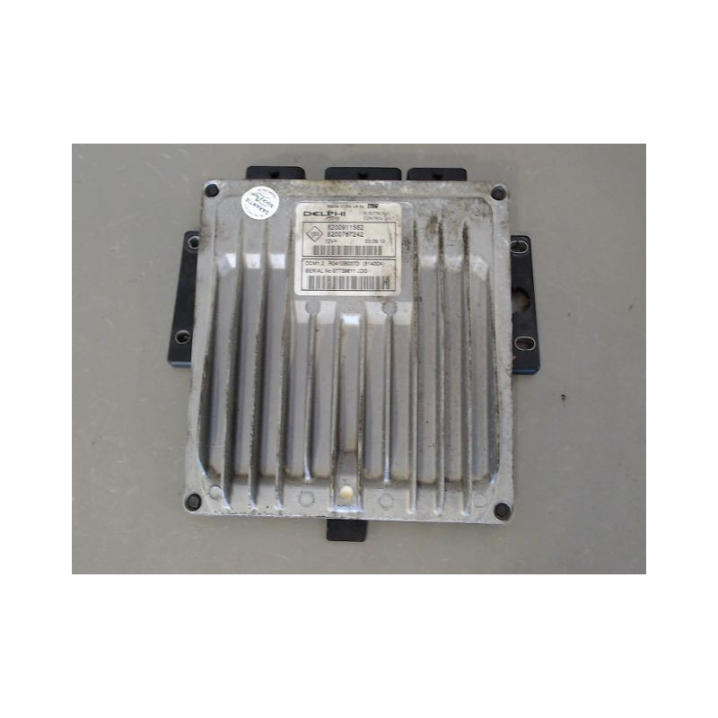 CALCULATEUR MOTEUR RENAULT CLIO