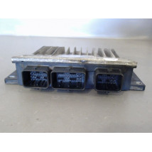 CALCULATEUR MOTEUR RENAULT CLIO