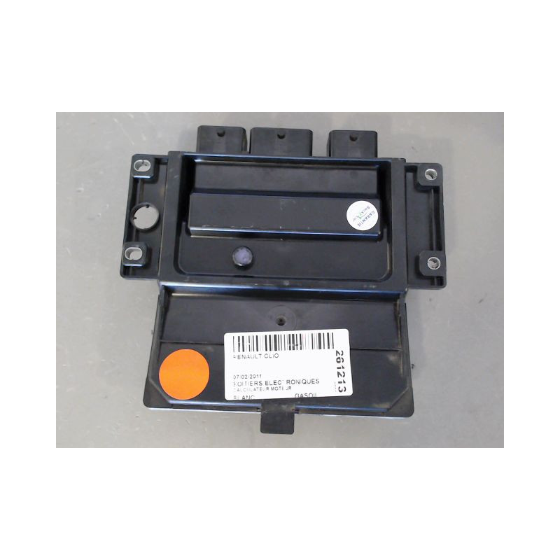 CALCULATEUR MOTEUR RENAULT CLIO