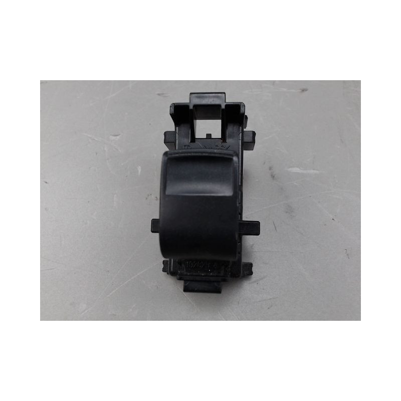 COMMANDE LEVE-GLACE PORTE AVD TOYOTA U.CRUISER