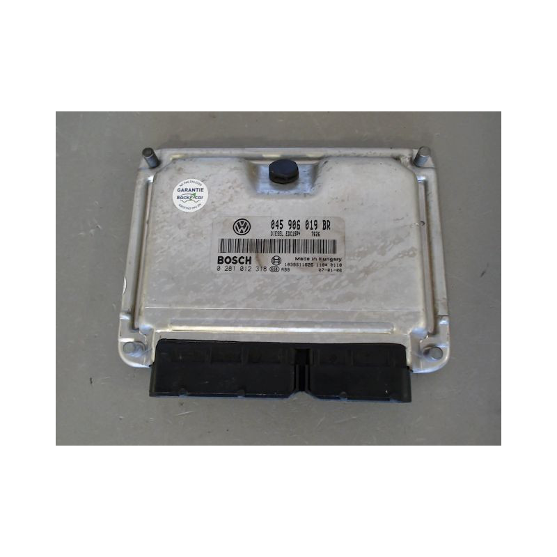 CALCULATEUR MOTEUR SEAT IBIZA