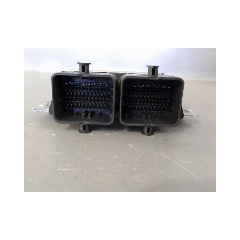 CALCULATEUR MOTEUR FIAT PUNTO