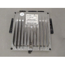 CALCULATEUR MOTEUR RENAULT CLIO