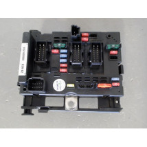 BOITE A FUSIBLES PEUGEOT 206