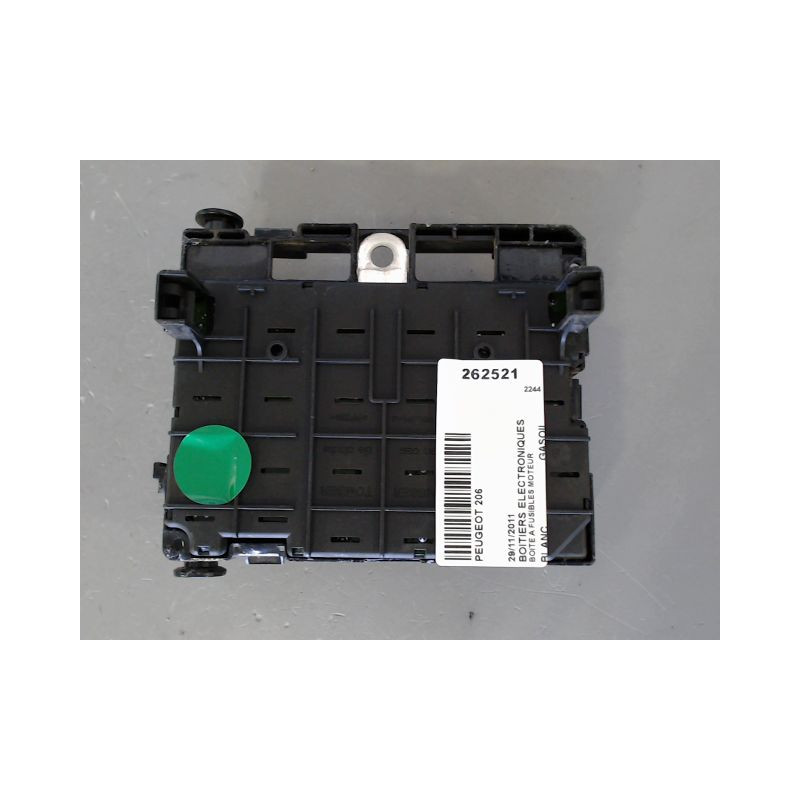 BOITE A FUSIBLES PEUGEOT 206