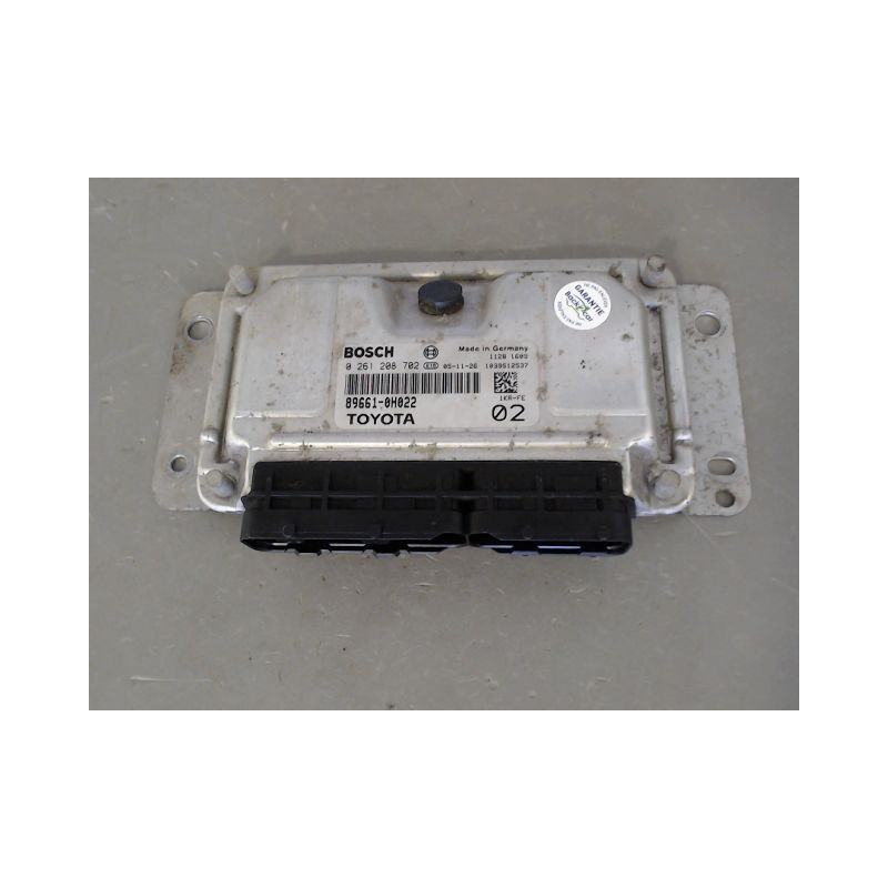 CALCULATEUR MOTEUR PEUGEOT 107