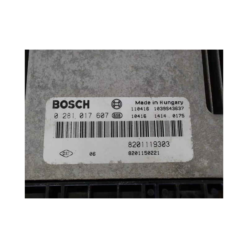 CALCULATEUR MOTEUR RENAULT ESPACE