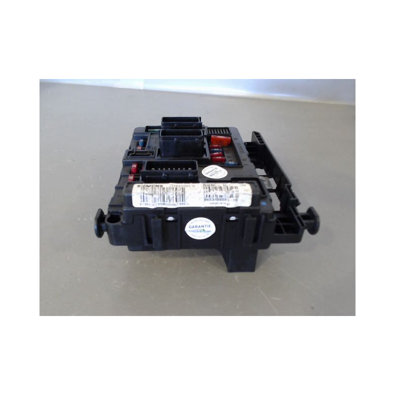 BOITE A FUSIBLES CITROEN C5