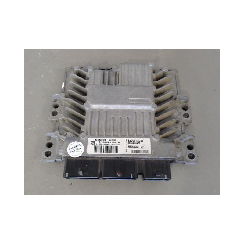 CALCULATEUR MOTEUR RENAULT MEGANE