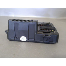 BOITE A FUSIBLES RENAULT MEGANE