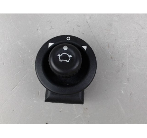 COMMANDE RETROVISSEUR EXT ELECTRIQUE