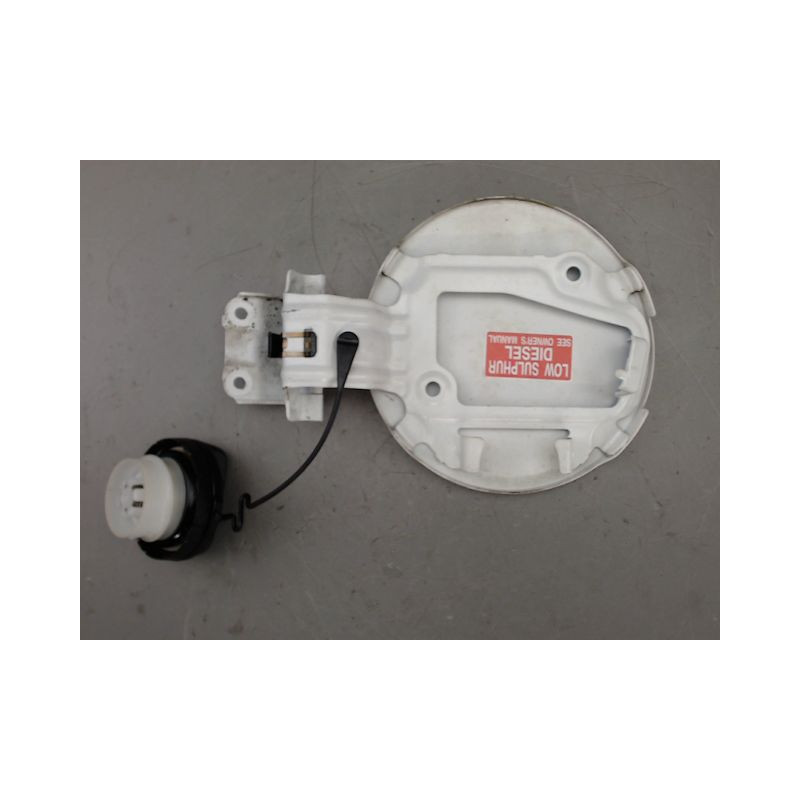 VOLET DE TRAPPE CARBURANT TOYOTA U.CRUISER