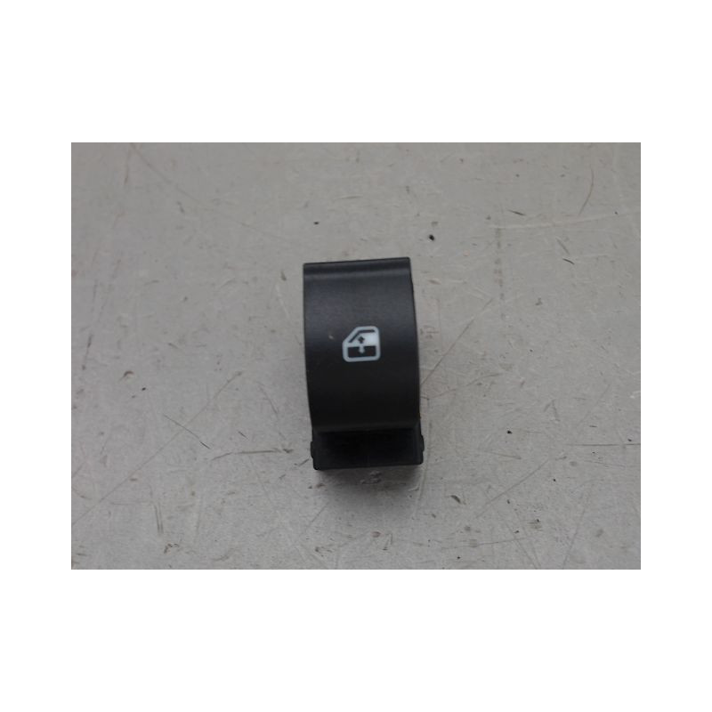 COMMANDE LEVE-GLACE PORTE AVD FIAT BRAVO