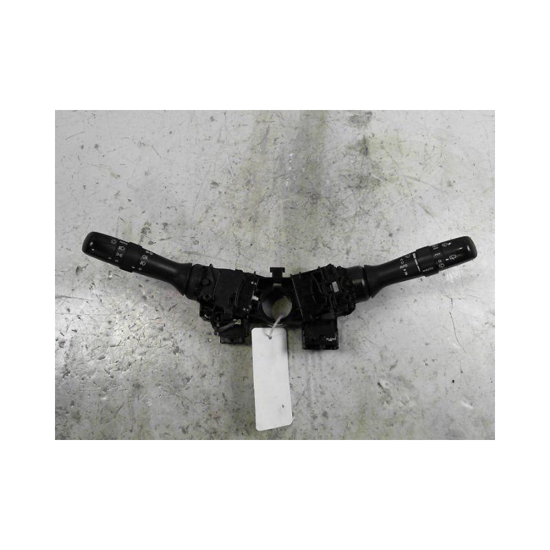 BLOC COMMODOS TOYOTA YARIS II 2010-