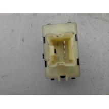COMMANDE LEVE-GLACE PORTE AVD DACIA LOGAN