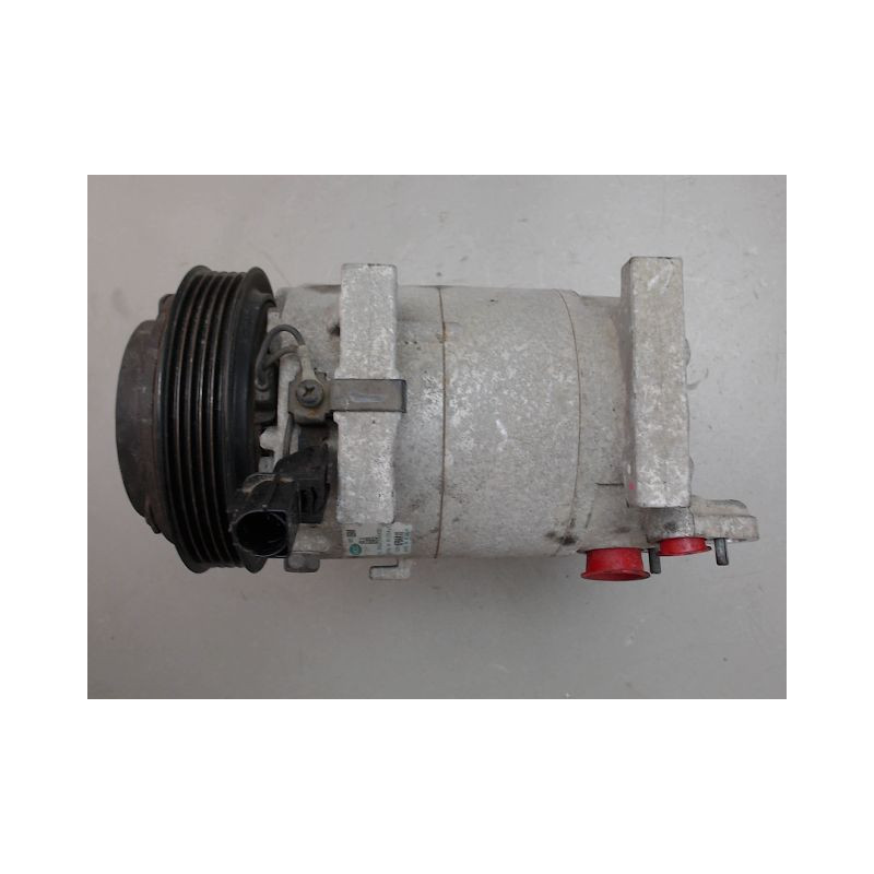 COMPRESSEUR AIR CONDITIONNE HYUNDAI I20