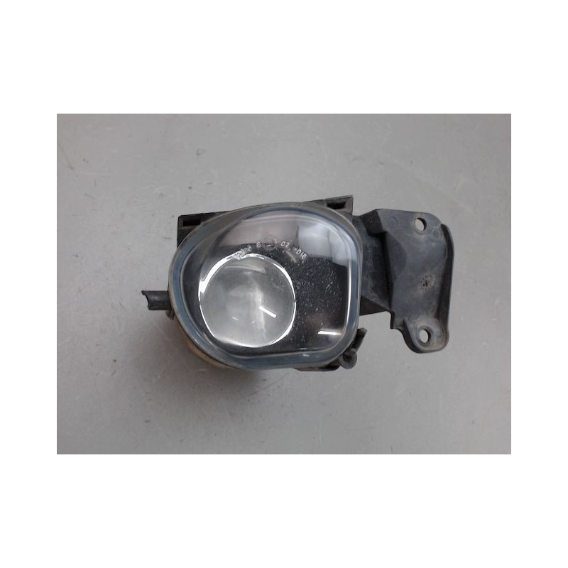 PHARE ANTIBROUILLARD AVANT DROIT AUDI A6