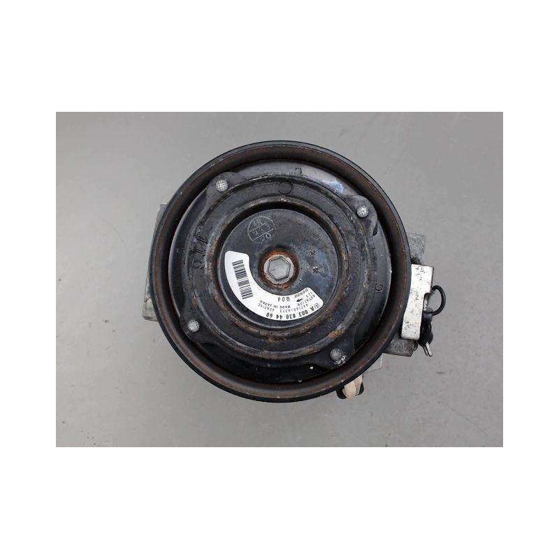 COMPRESSEUR AIR CONDITIONNE MERCEDES GLA