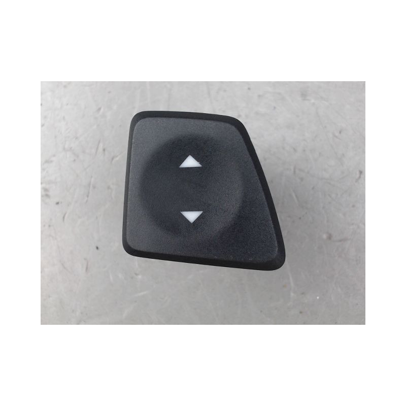 COMMANDE LEVE-GLACE PORTE AVG FIAT 500