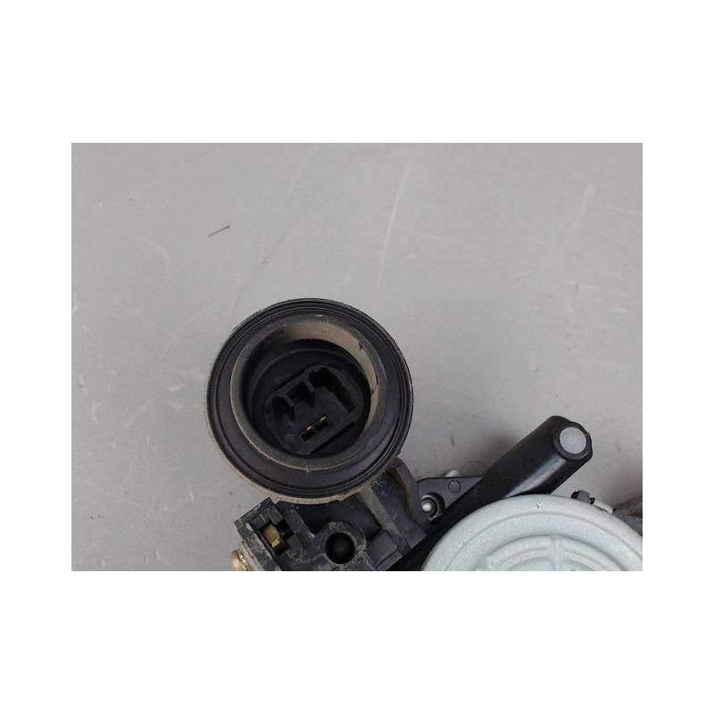 MECANISME LEVE-GLACE ARRIERE DROIT TOYOTA RAV4