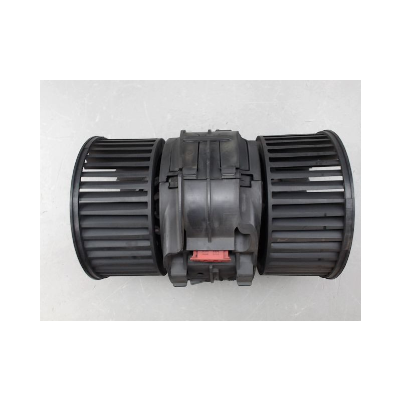 MOTEUR VENTILATEUR CHAUFFAGE RENAULT MEGANE
