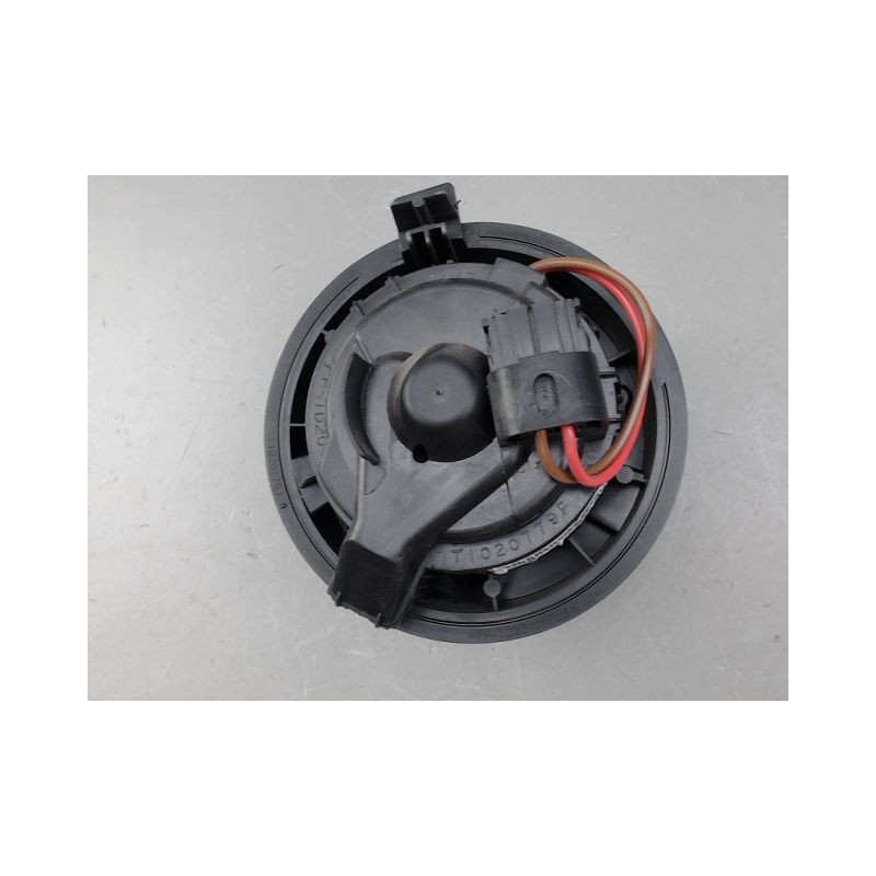 MOTEUR VENTILATEUR CHAUFFAGE DACIA SANDERO