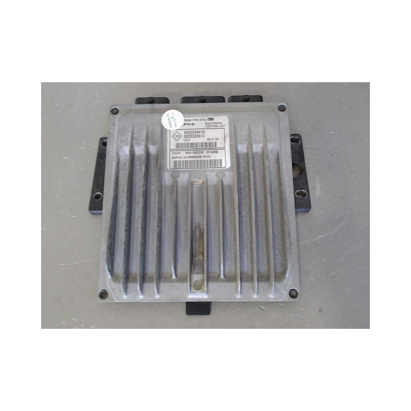 CALCULATEUR MOTEUR RENAULT MEGANE
