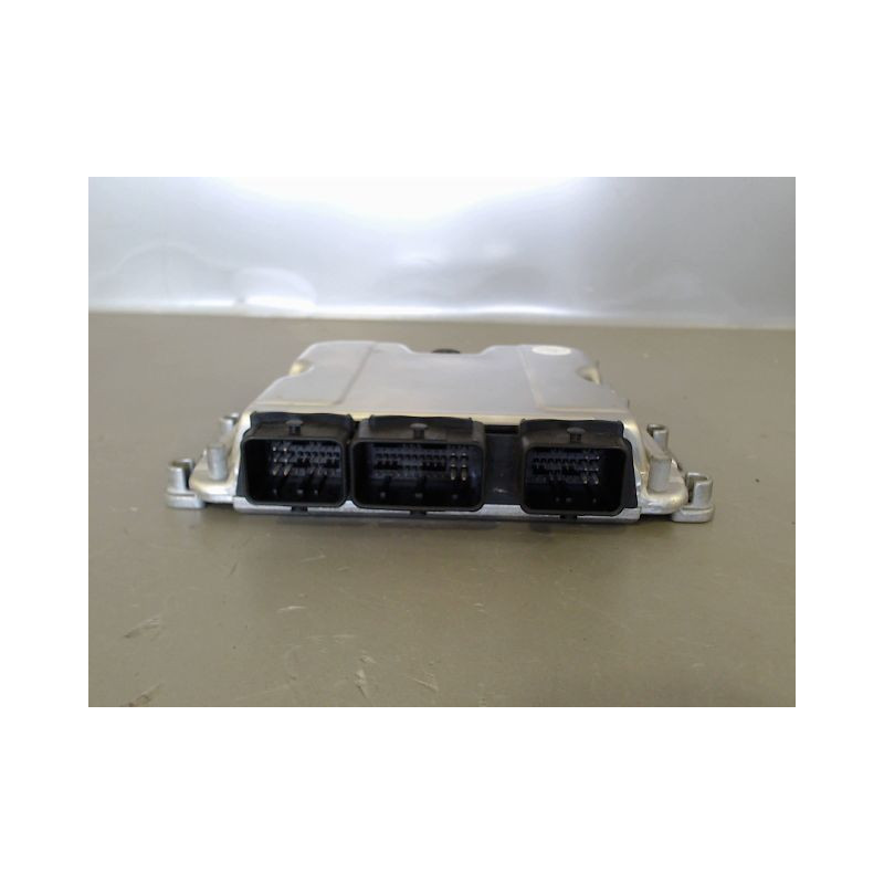CALCULATEUR MOTEUR CITROEN C5