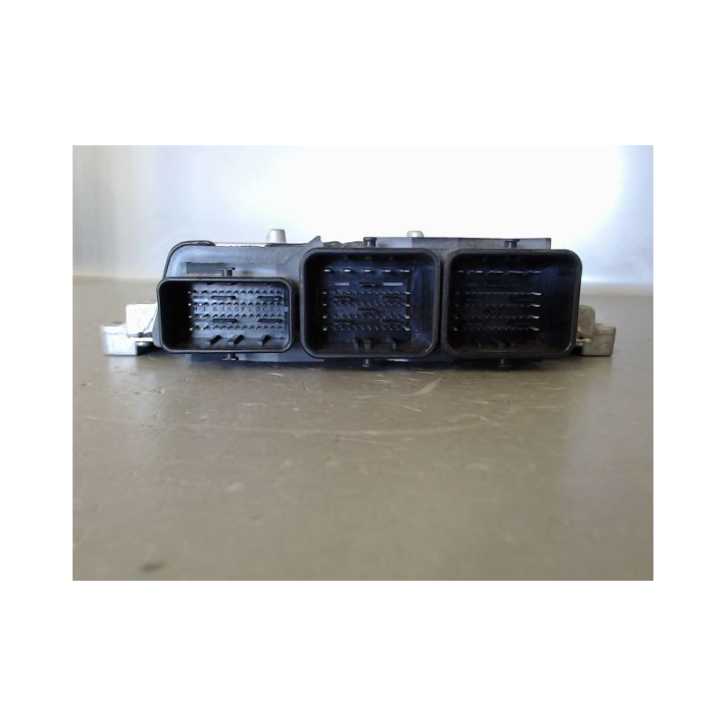 CALCULATEUR MOTEUR PEUGEOT 308