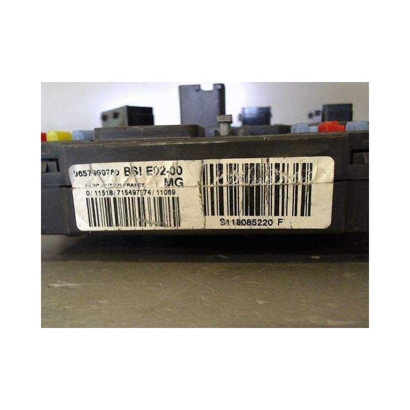 BOITIER GESTION HABITACLE PEUGEOT 206