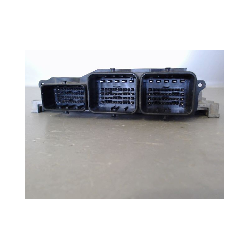 CALCULATEUR MOTEUR PEUGEOT 206
