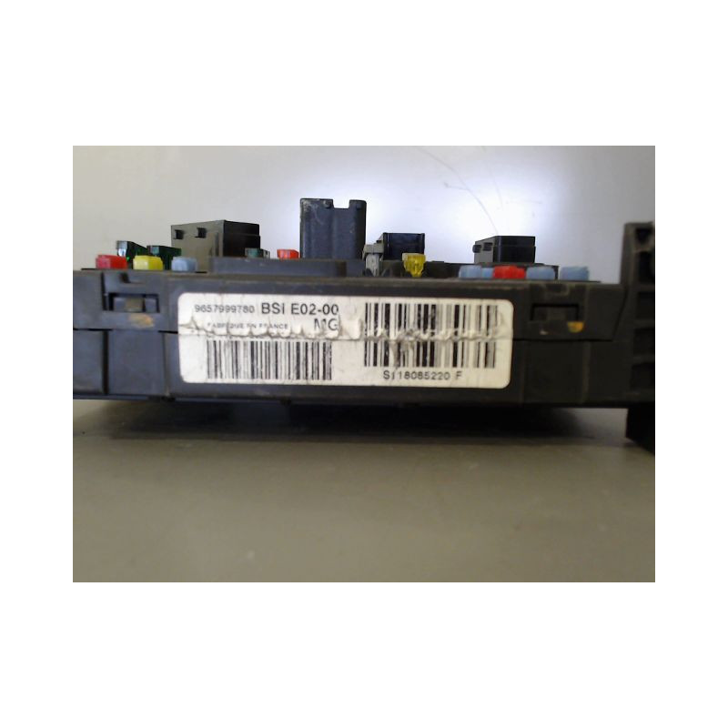 BOITIER GESTION HABITACLE PEUGEOT 206