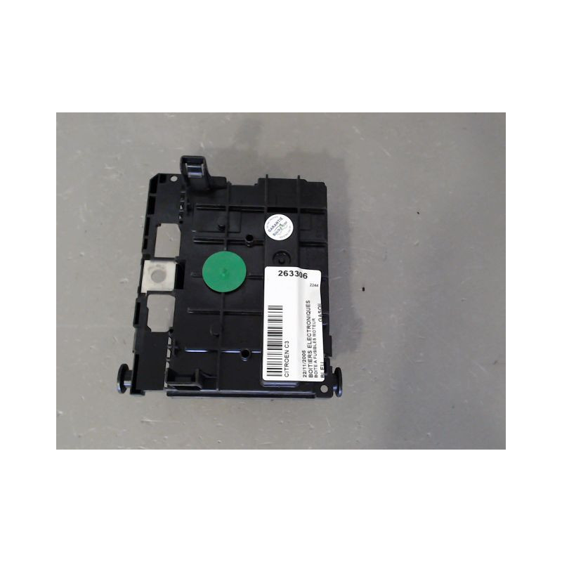 BOITE A FUSIBLES CITROEN C3