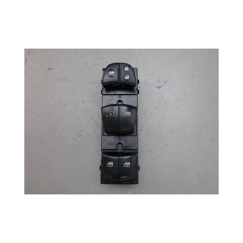 COMMANDE LEVE-GLACE PORTE AVG RENAULT KADJAR