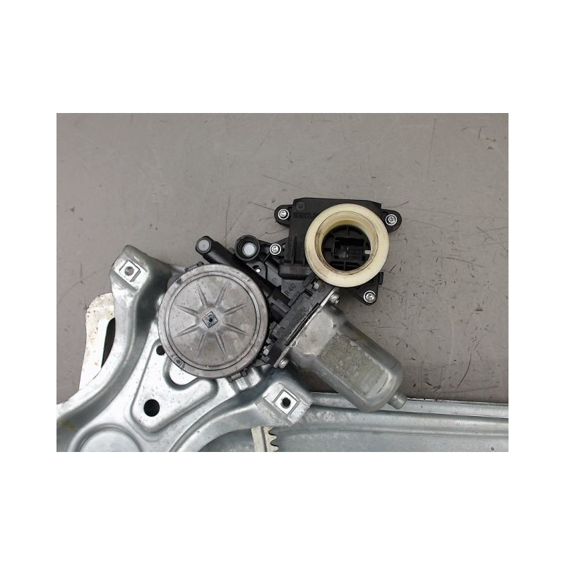 MECANISME LEVE-GLACE ARRIERE GAUCHE TOYOTA AURIS