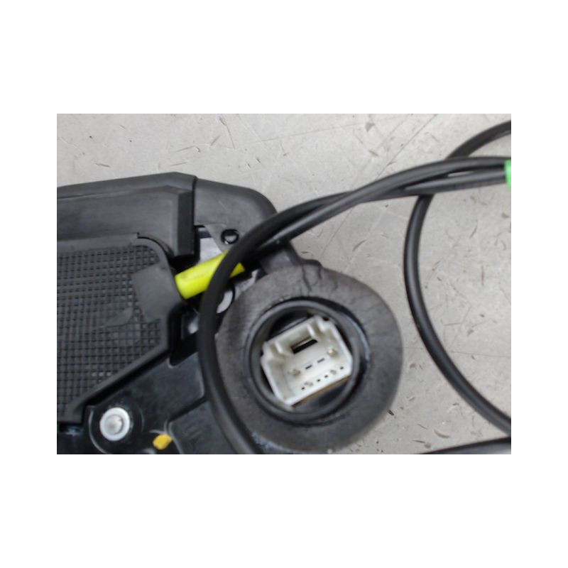 SYSTEME CONDAMNATION ARRIERE GAUCHE TOYOTA AURIS