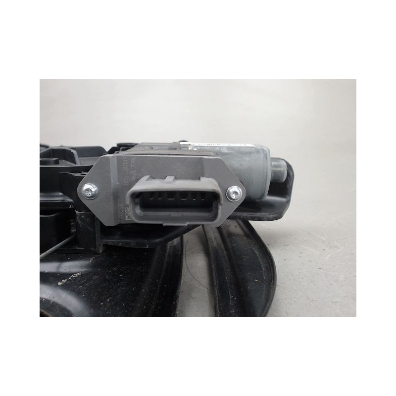 MECANISME LEVE-GLACE ARRIERE DROIT RENAULT MEGANE