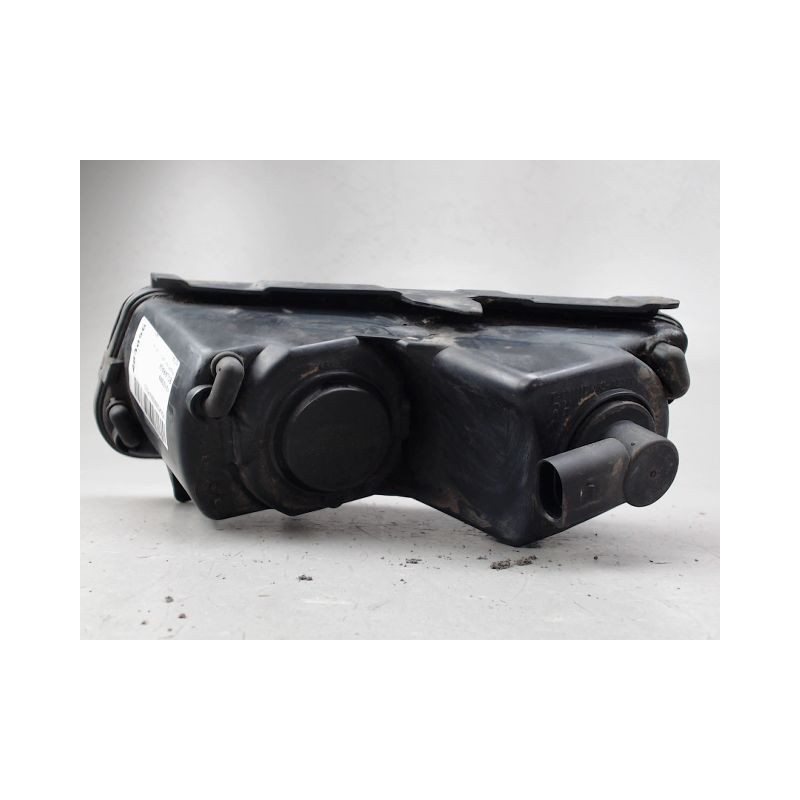 PHARE ANTIBROUILLARD AVANT DROIT VOLKSWAGEN POLO