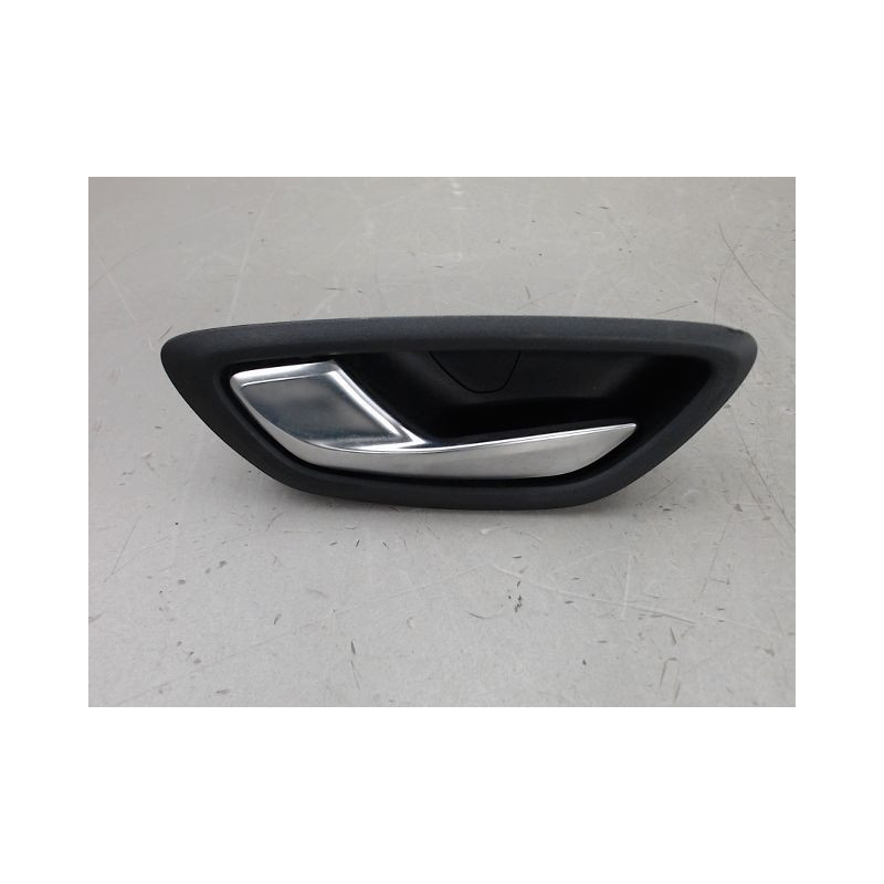 POIGNEE INTERIEURE PORTE AVANT GAUCHE RENAULT MEGANE