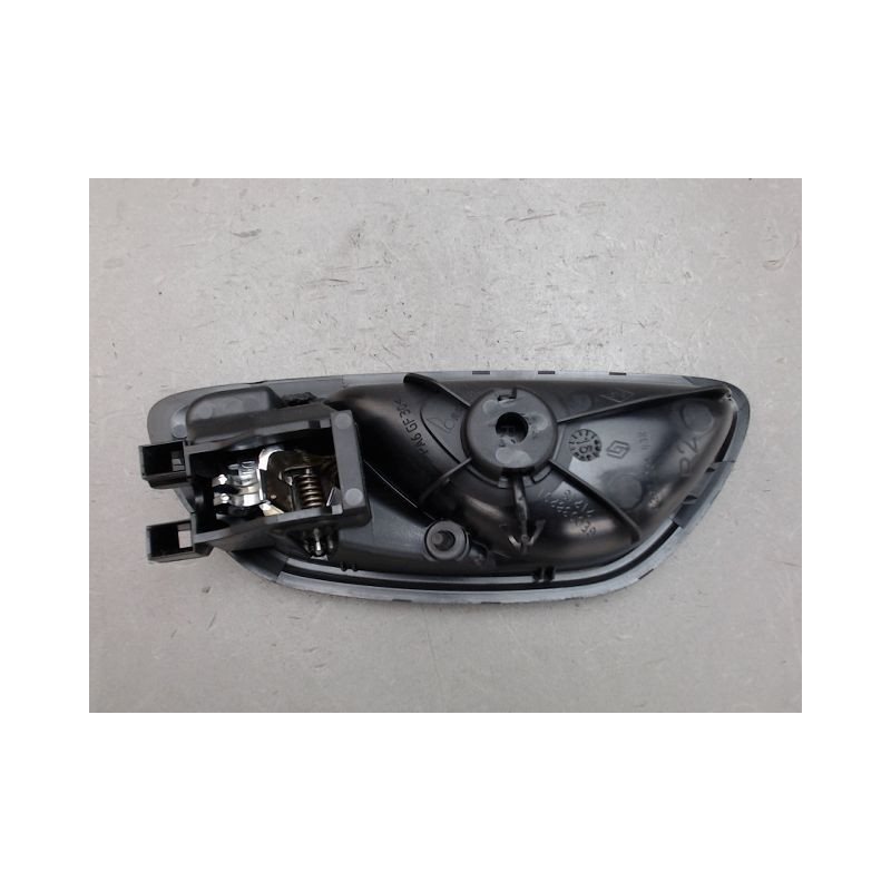 POIGNEE INTERIEURE PORTE ARRIERE DROIT RENAULT MEGANE