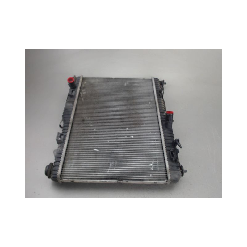 RADIATEUR FORD FIESTA
