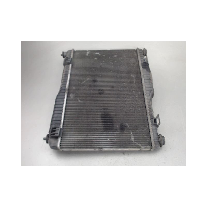 RADIATEUR FORD FIESTA