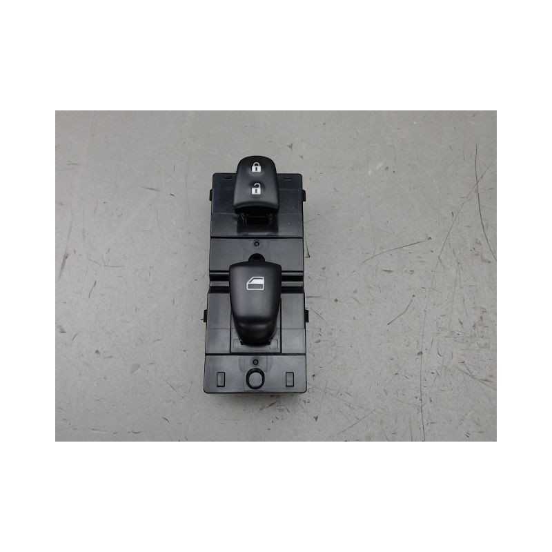 COMMANDE LEVE-GLACE PORTE AVD NISSAN MICRA
